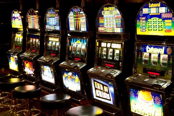 Mobile app interface for Mega Wheel tournaments on ferraritoto wap